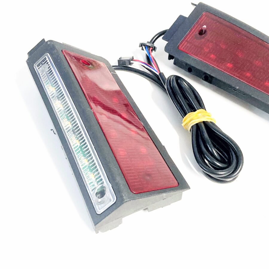 RME-011F-2-scaled Luz Lateral modelo 5
